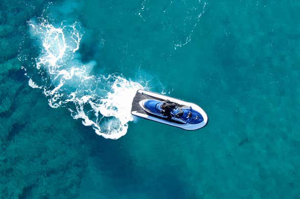 Tour de jet ski por Fornells
